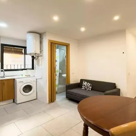 Apartment Barceloneta Apartament *